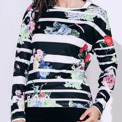 Womens Graphic Striped T Shirt with Trendy Designs Round Neck XS to XL Manufacturers, Suppliers, Exporters in Delhi